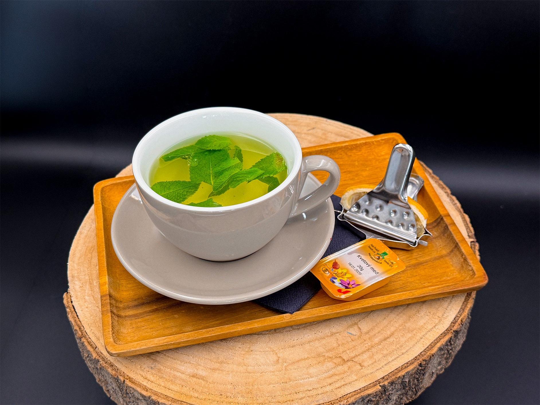 Fresh mint tea, honey, lemon